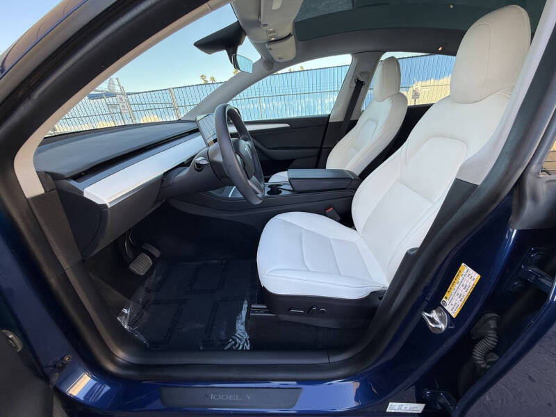 2023 Tesla Model Y Long Range