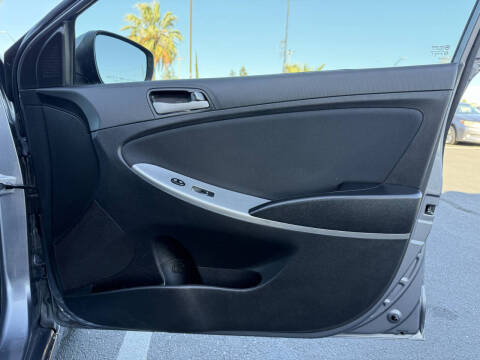 2015 Hyundai Accent GS