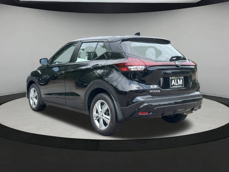 2025 Nissan Kicks Play S