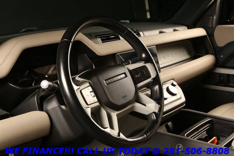 2022 Land Rover Defender 110 SE