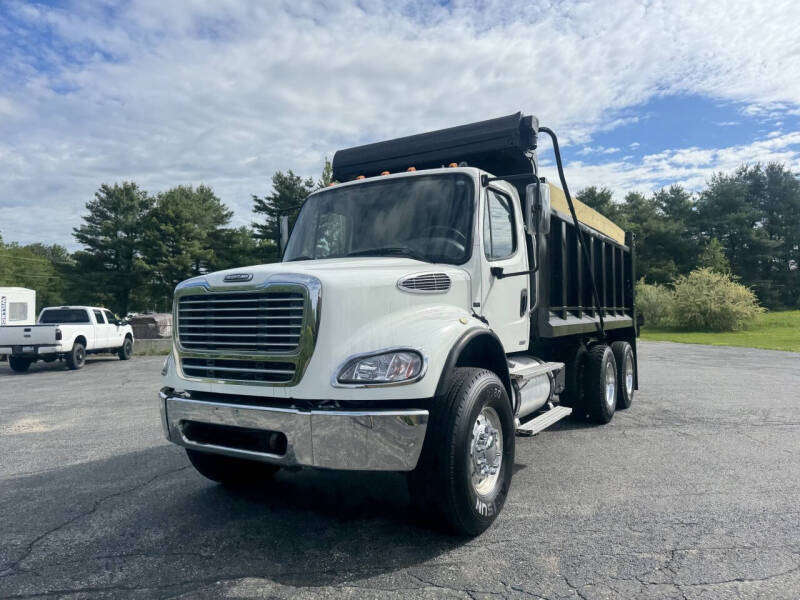 2005 Freightliner M2 112