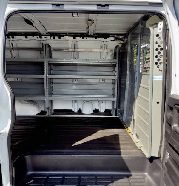 2017 Chevrolet Express 2500