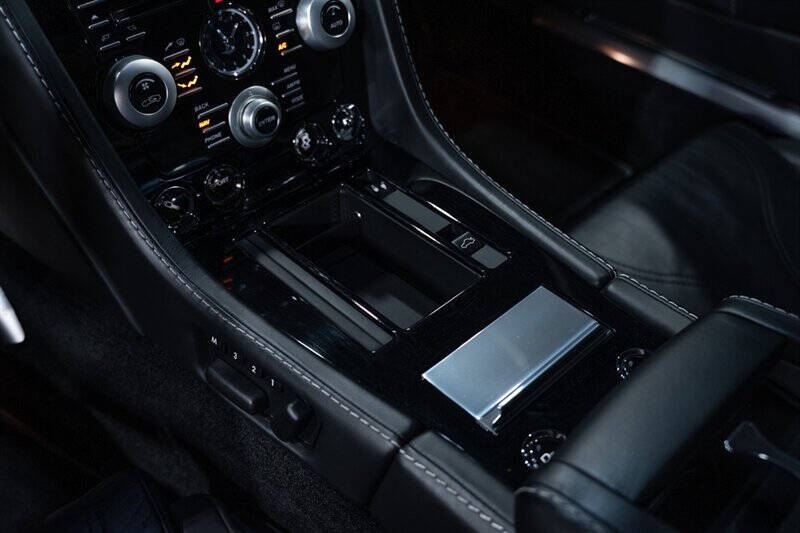 2010 Aston Martin DBS