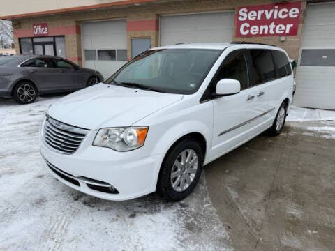 2015 Chrysler Town and Country Touring