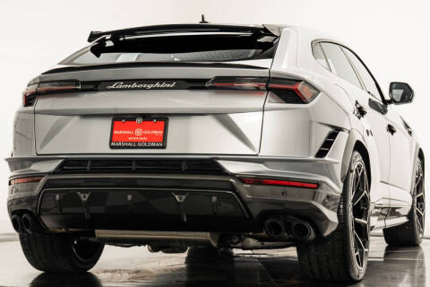 2024 Lamborghini Urus Performante