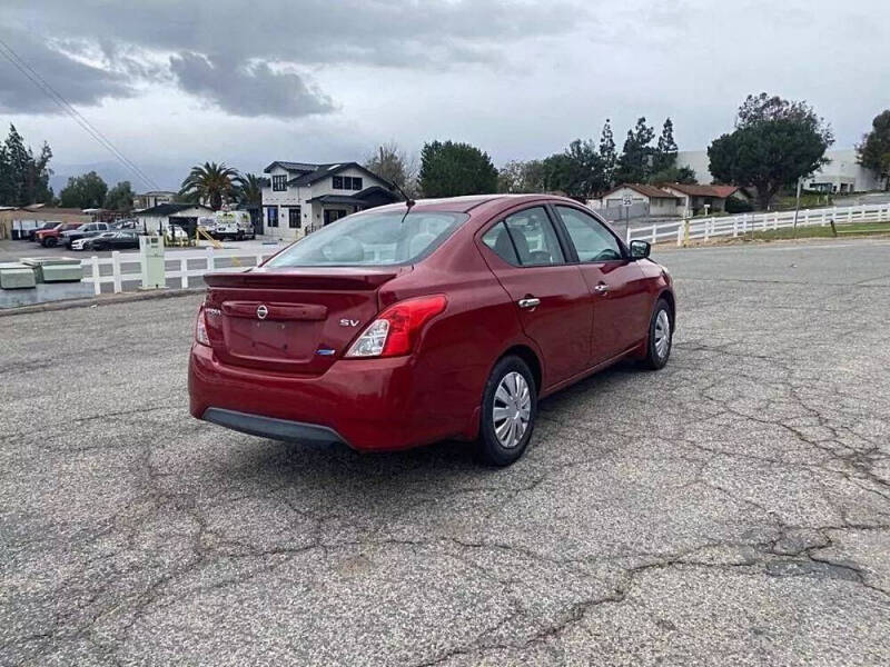 2015 Nissan Versa 1.6 S