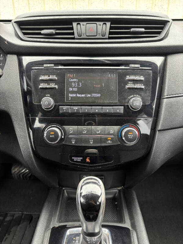 2017 Nissan Rogue S