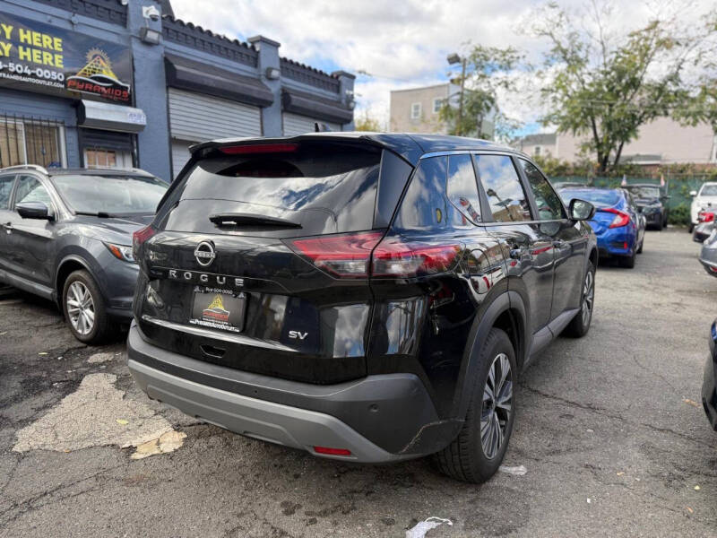 2023 Nissan Rogue SV