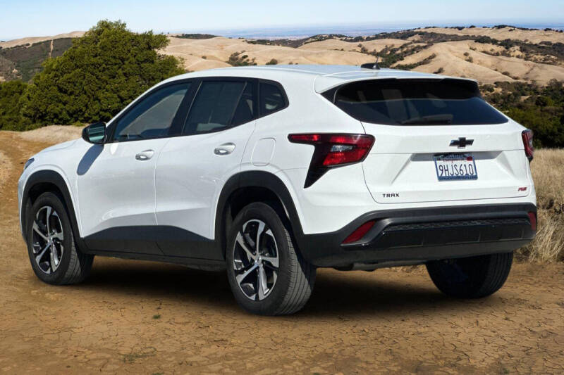 2024 Chevrolet Trax RS