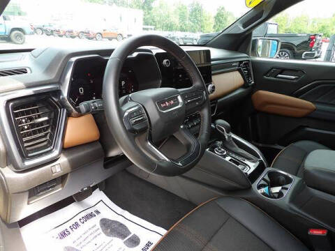 2024 GMC Canyon AT4