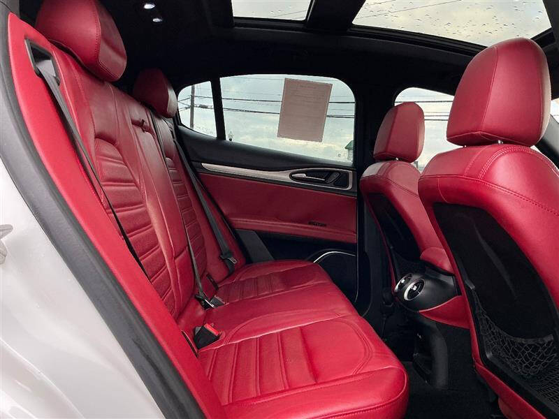 2019 Alfa Romeo Stelvio Ti Sport