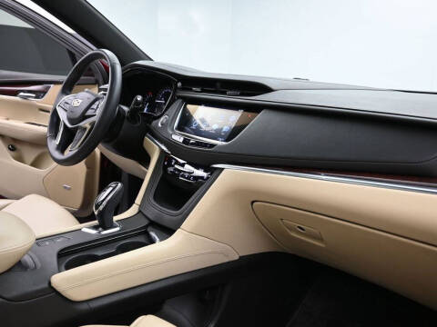 2018 Cadillac XT5 Premium Luxury