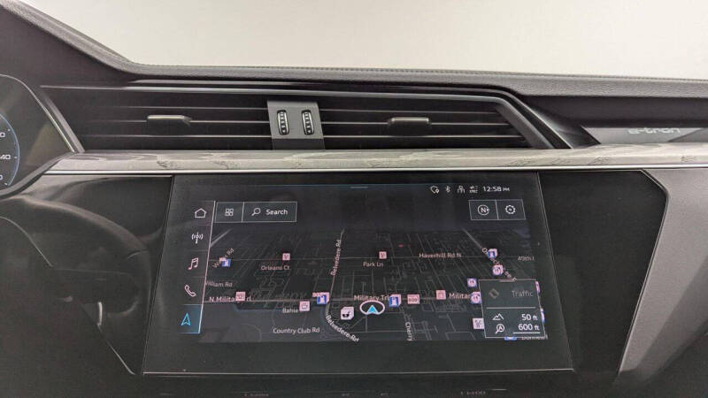 2024 Audi Q8 e-tron quattro Premium