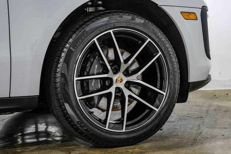 2024 Porsche Macan