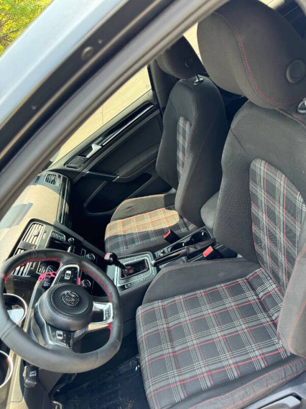 2015 Volkswagen Golf GTI S