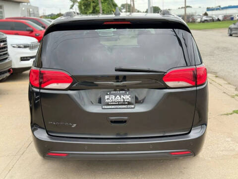 2019 Chrysler Pacifica Touring L Plus