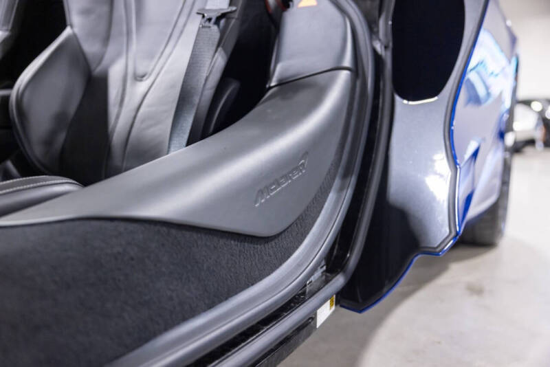 2022 McLaren 720S Spider