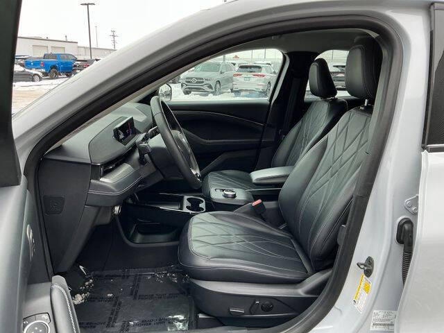 2021 Ford Mustang Mach-E Select