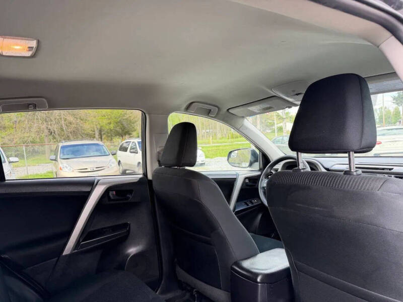 2017 Toyota RAV4 LE