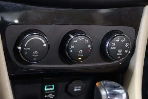 2013 Chrysler 200 Limited