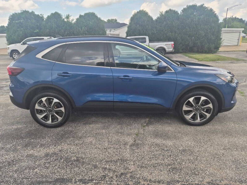 2023 Ford Escape Platinum