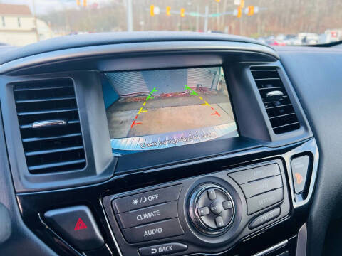 2017 Nissan Pathfinder