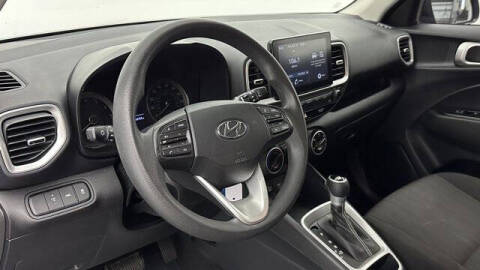 2021 Hyundai Venue SE
