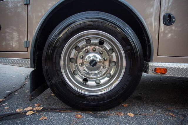 2015 Freightliner M2 106