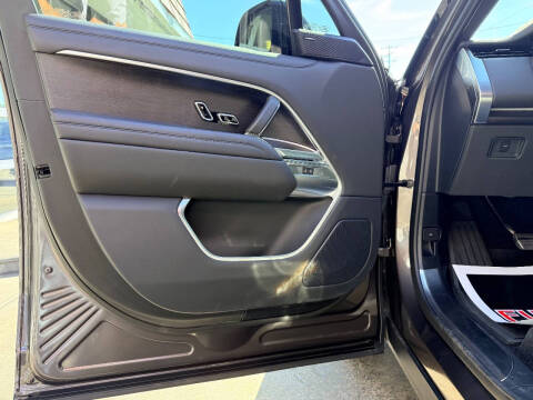 2023 Land Rover Range Rover P530 SE