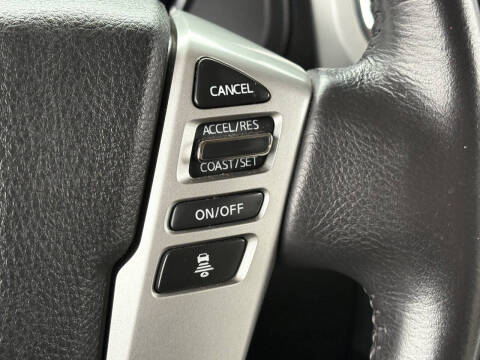 2020 Nissan Titan SL