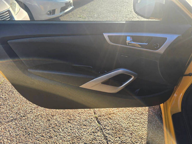 2017 Hyundai Veloster Value Edition