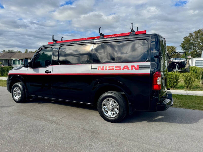 2016 Nissan NV Cargo SV photo 29