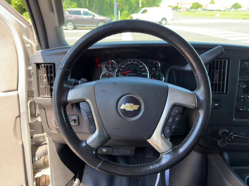 2017 Chevrolet Express LS 2500