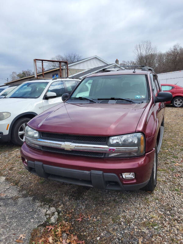 2005 Chevrolet TrailBlazer LS photo 2