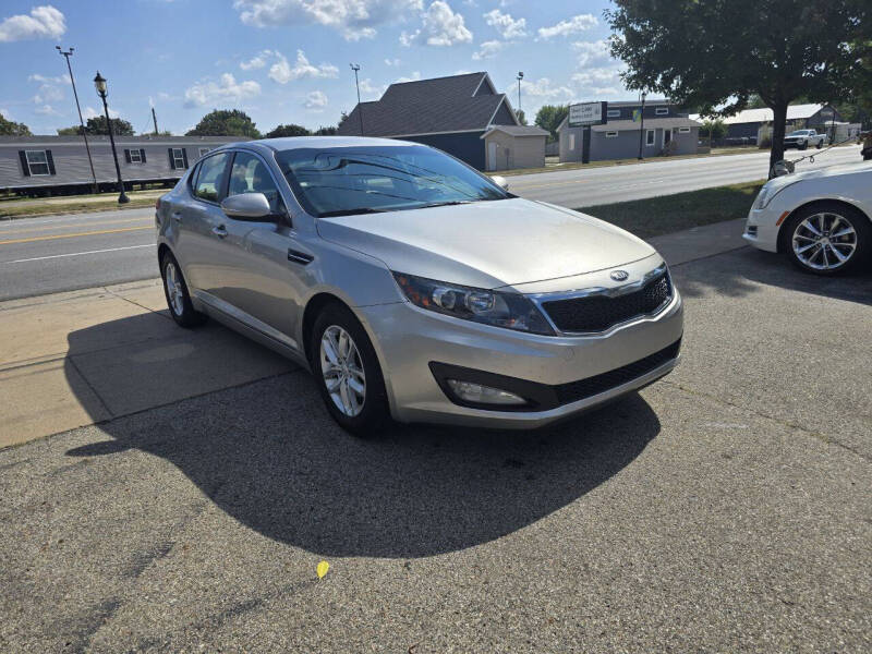 2013 Kia Optima LX photo 2