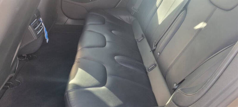 2015 Tesla Model S 70