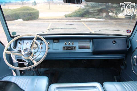 1967 Ford E-150