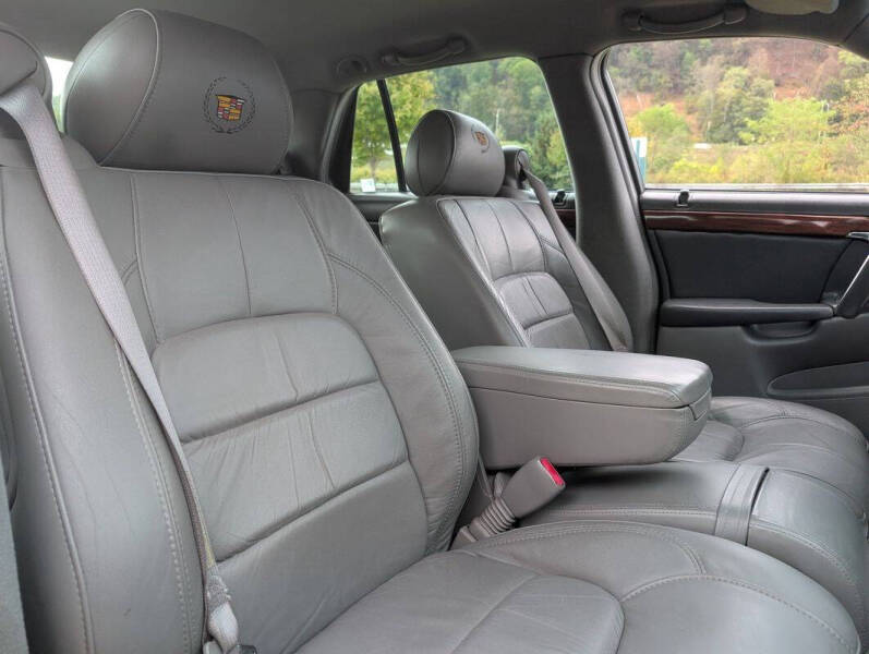 2005 Cadillac DeVille