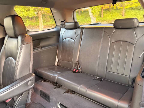 2011 GMC Acadia Denali