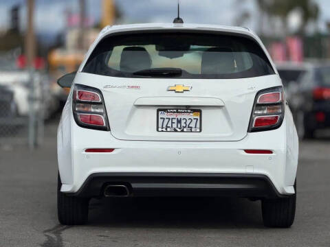 2017 Chevrolet Sonic LT Auto
