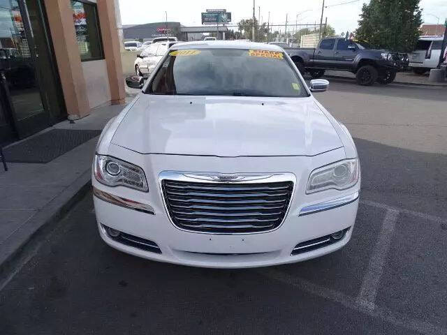 2011 Chrysler 300 Limited