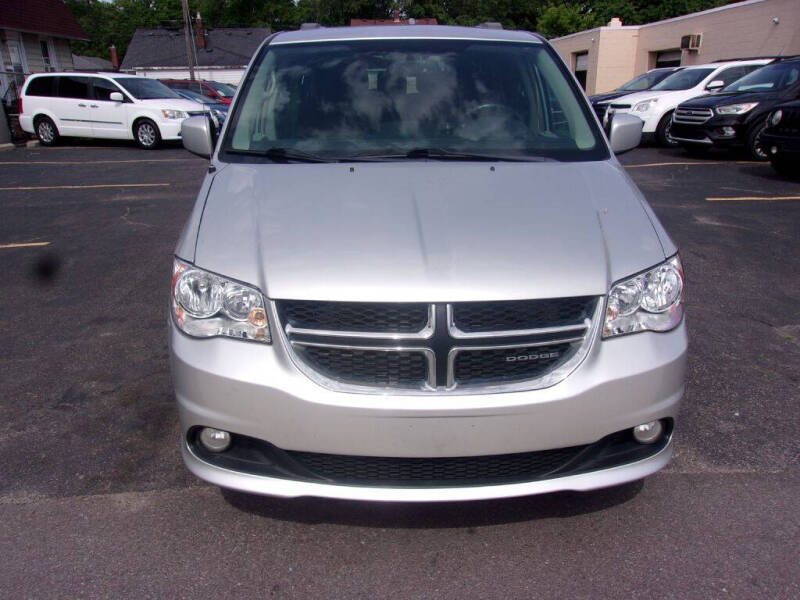 2011 Dodge Grand Caravan Crew