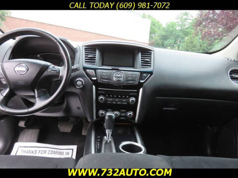 2014 Nissan Pathfinder SV