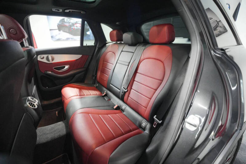 2021 Mercedes-Benz GLC GLC 300