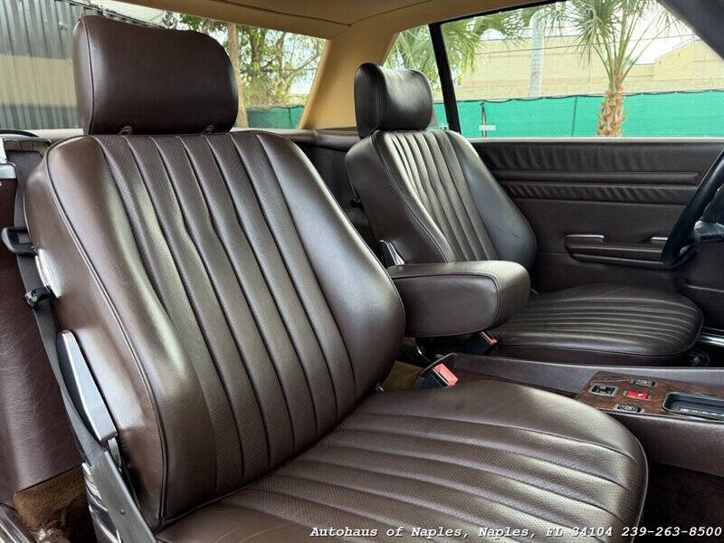 1988 Mercedes-Benz 560-Class 560 SL