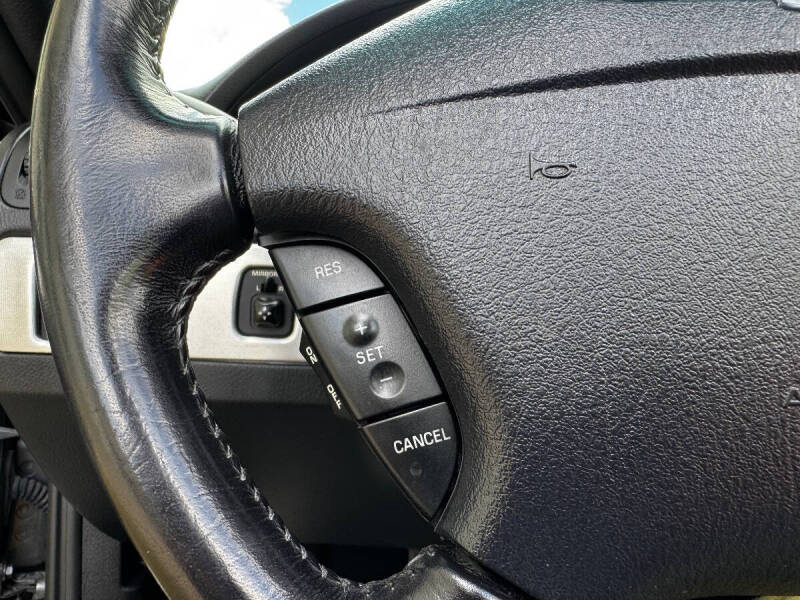 2003 Ford Thunderbird