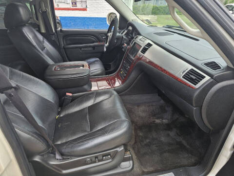2012 Cadillac Escalade ESV Luxury