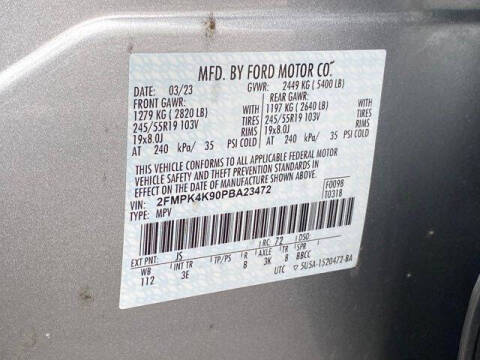 2023 Ford Edge Titanium