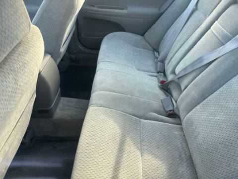 2003 Toyota Camry LE