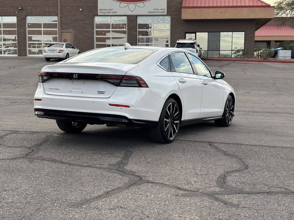 2025 Honda Accord Hybrid 5